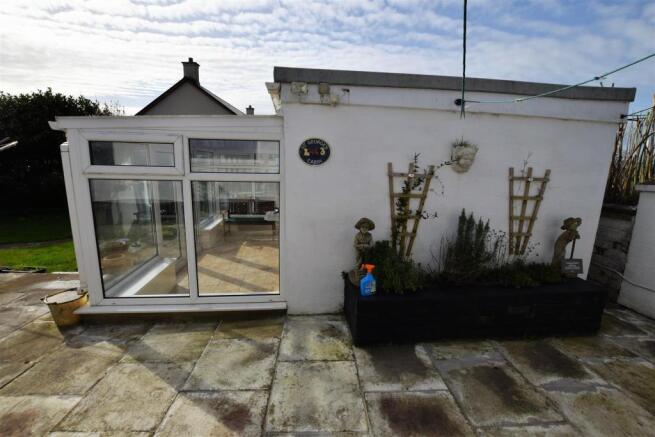 garden room.jpg