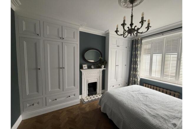 4 bed Terraced for sale Image 10