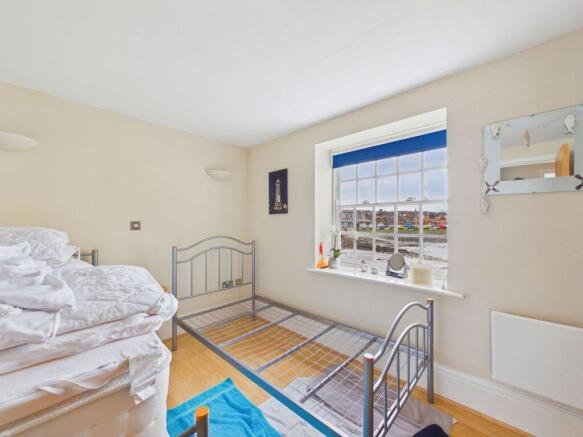 2 bed Apartment for sale Image 6