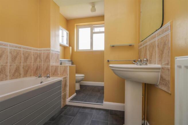 Bath / Shower Room