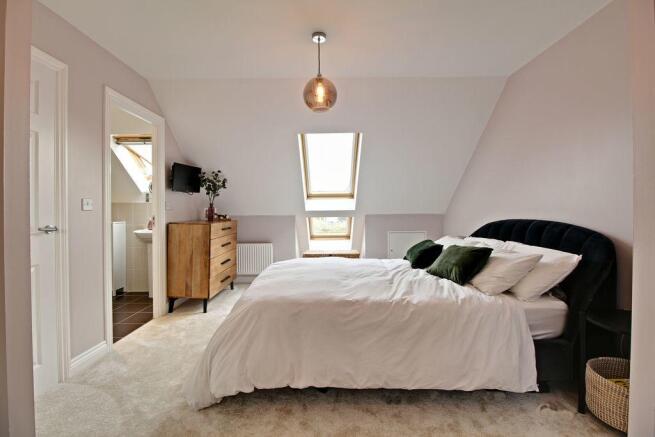 Bedroom 1 (Double with Ensuite)