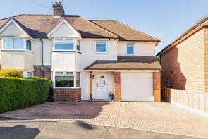 40, Hillview Crescent, Guildford GU2 8BQ