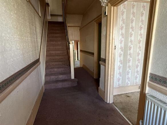 Spacious entrance hall