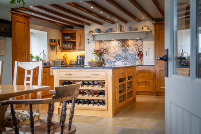 10 bed Country House for sale Image 8