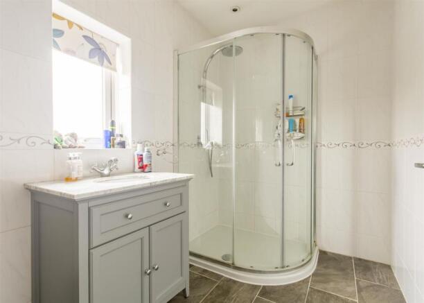 En-suite Shower Room B1