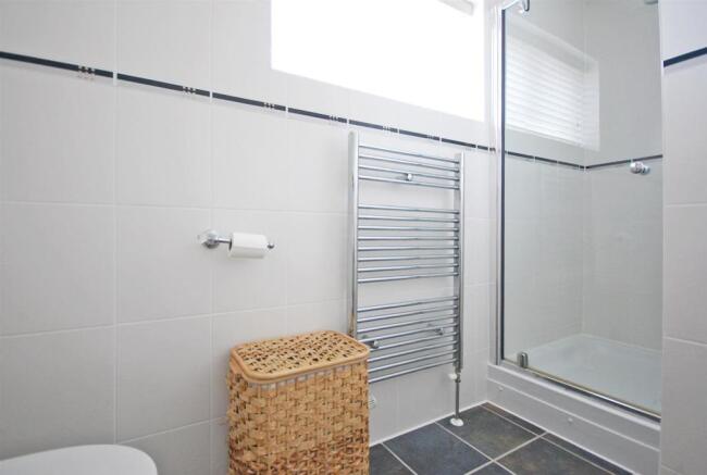 En-Suite b.jpg