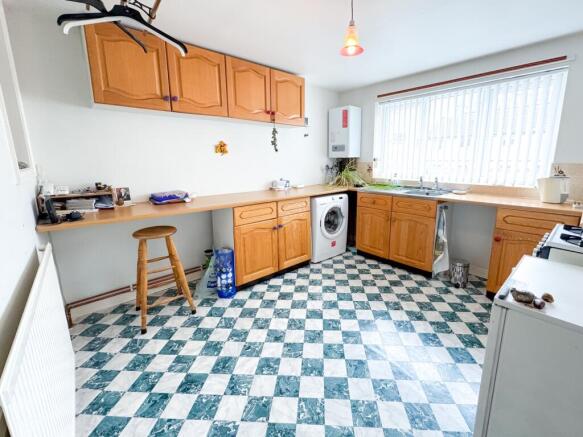2 bed Maisonette for sale Image 6