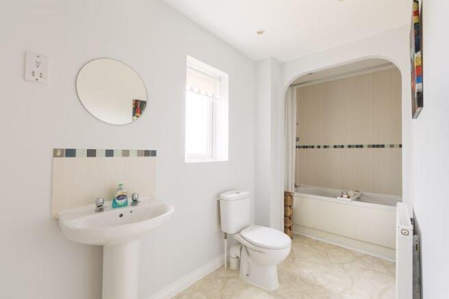Family Bathroom 