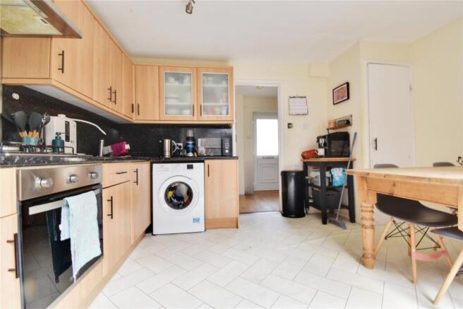 Throstle Place, Boundary Way, Watford, Hertfordshire, WD25 photo 4