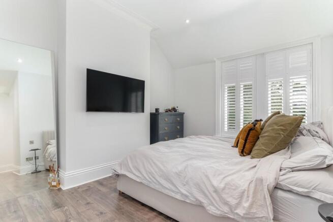 Master Bedroom - A.jpg