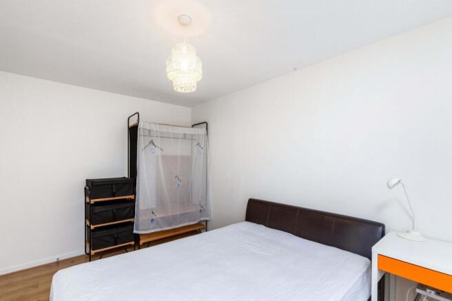 Bedroom 1 alt