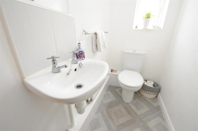 2 bed Town House for sale Image 10