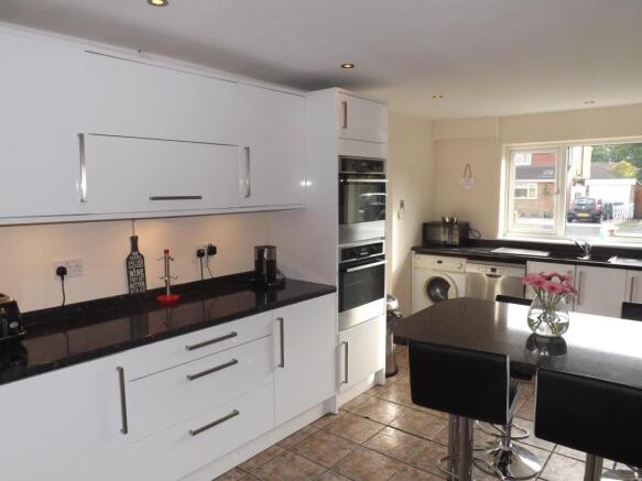 Kitchen/breakfast ro