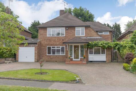 Bishops Avenue, Northwood, HA6 3DG