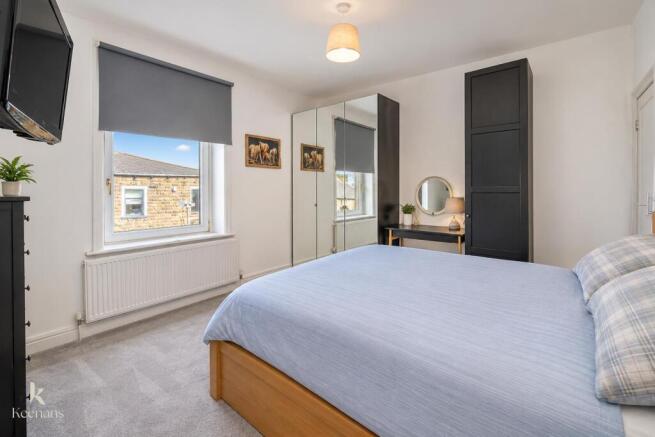2 bed House for sale Image 5
