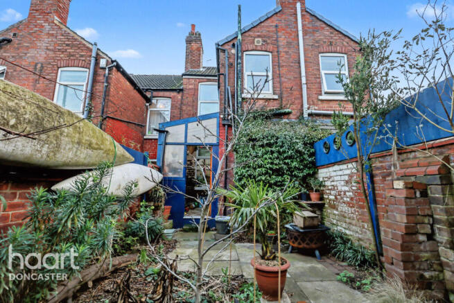 2 bed Terraced for sale Image 4