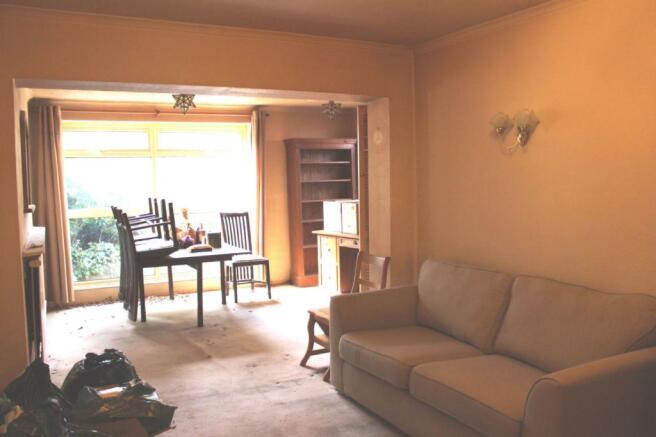 LOUNGE/DINER