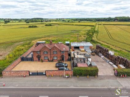Chester Road, Tabley, WA16