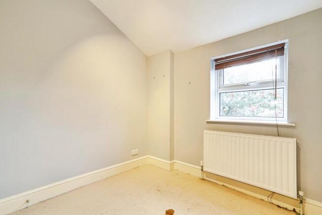 2 bed Apartment for sale Image 11