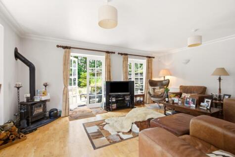 Trevelyan Place, St. Stephens Hill, St. Albans, Hertfordshire, AL1
