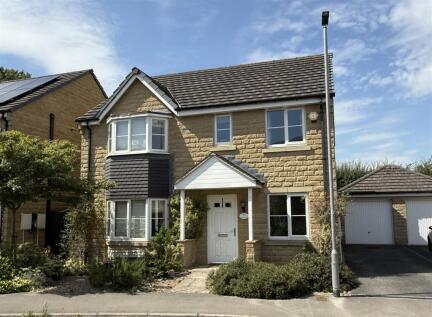 Holly Road, Scissett, Huddersfield, HD8 9GT