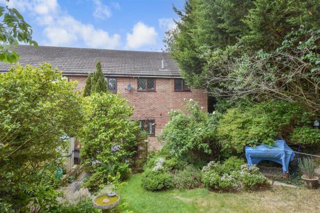 4-bed semi-detached on Henley Fields, St. Michaels, Tenterden, Kent, £375,000