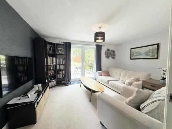 3 bed Semi-Detached for sale Image 5