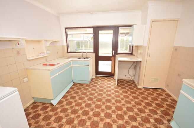 Weeley Road, Aingers Green, Great Bentley photo 4
