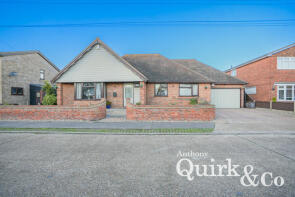 24, Waarem Avenue, Canvey Island SS8 9DS