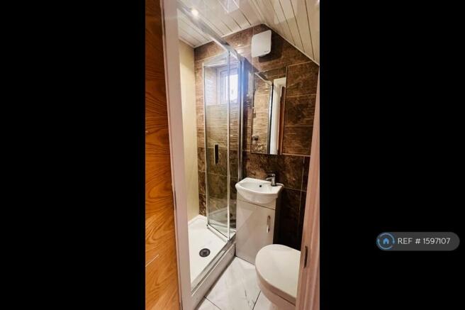 Ground Floor Shower 