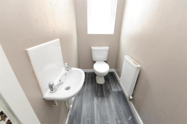 2 bed Semi-Detached for sale Image 7
