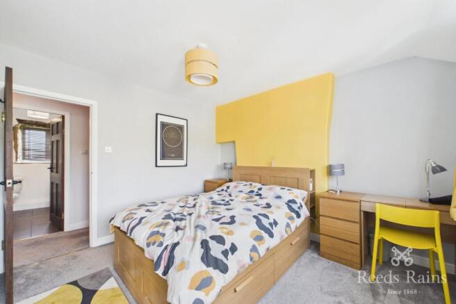 2 bed Terraced for sale Image 10