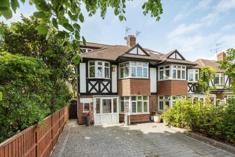 Riverdale Gardens, Twickenham TW1