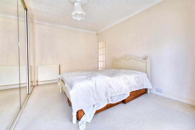Bedroom One_3.jpeg