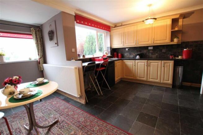 KITCHEN/DINER