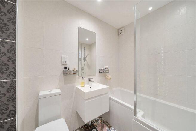 1 bed Apartment for sale Image 11