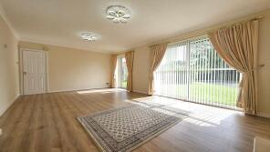 Flat 2, 2 Hillside Court, Hillside, Bolton BL1 5DT