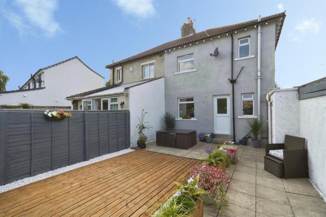4 bed Semi-Detached for sale Image 10