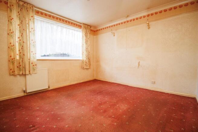 2 bed Semi-Detached Bungalow for sale Image 6