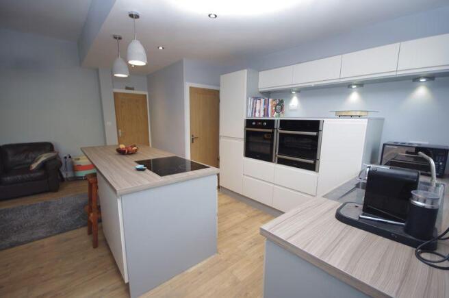 Dining Kitchen