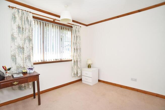 2 bed Semi-Detached Bungalow for sale Image 4