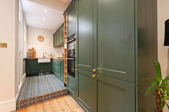 3 bed Terraced for sale Image 7