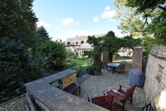 Views of Garden & Ho