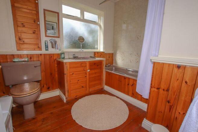 Bathroom / WC