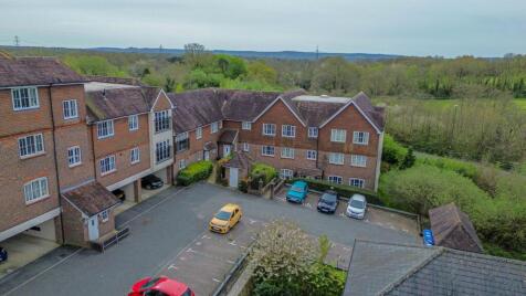 Highbank, Haywards Heath, RH16