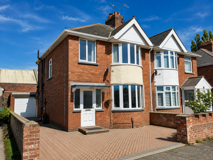 Lynwood Avenue, Exeter