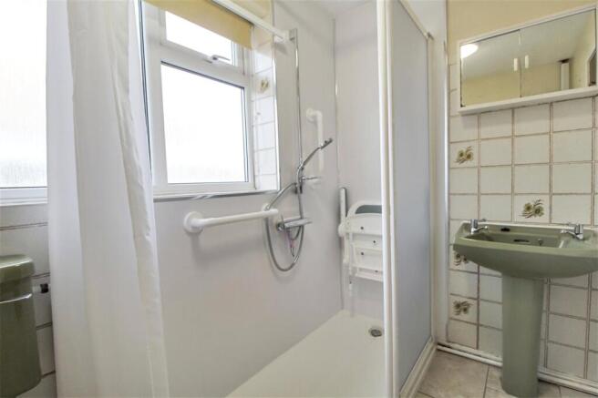 2 bed Bungalow for sale Image 11