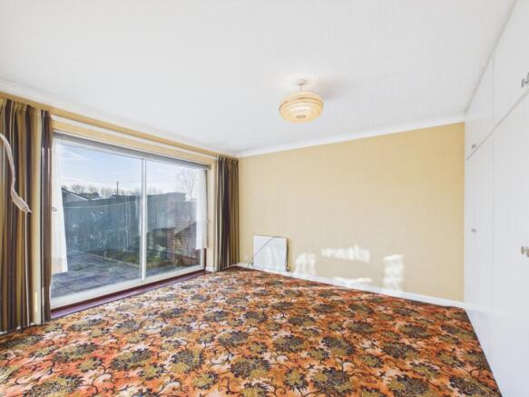 2 bed Semi-Detached Bungalow for sale Image 4