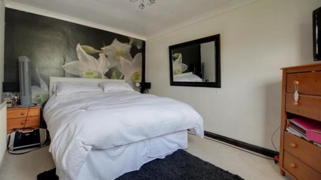 Bedroom 1 (Double)