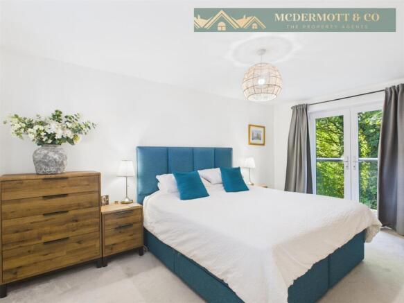 Alderman Close, Greenfield, Saddleworth photo 4